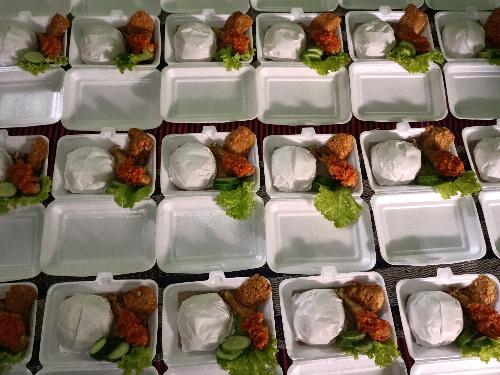 Anty Kitchen: Santapan Rumahan yang Menggigit di Setiap Sudut Cilacap