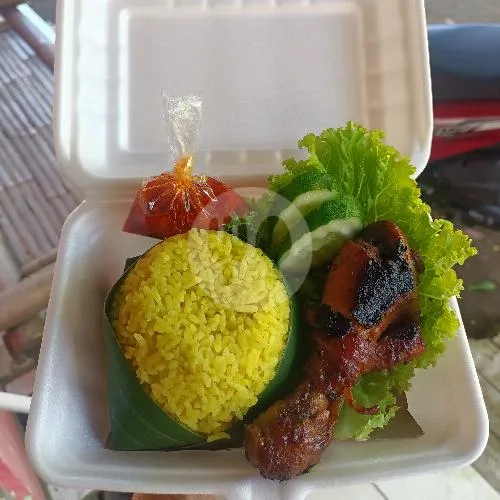 Paket Nasi Kuning Ayam Bakar